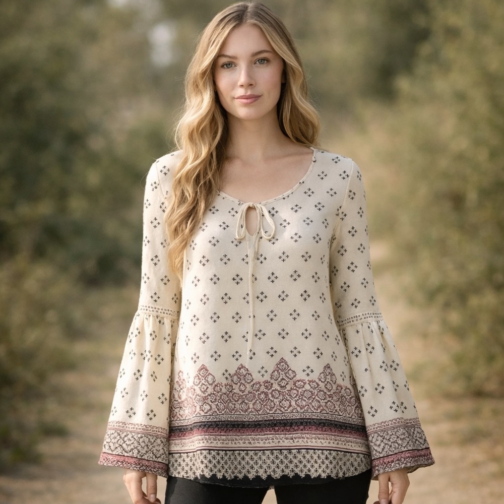 ✨ ✨ Aéropostale | Boho Beauty with a Flirty Twist | Size Medium | Bundle & Save